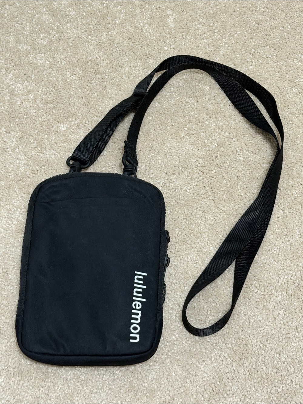 lululemon athletica Black Compact Crossbody Organizer